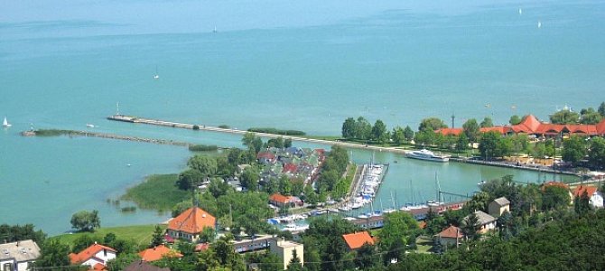 Проживание в живописном поселке Балатоне Проживание в живописном поселке Балатоне